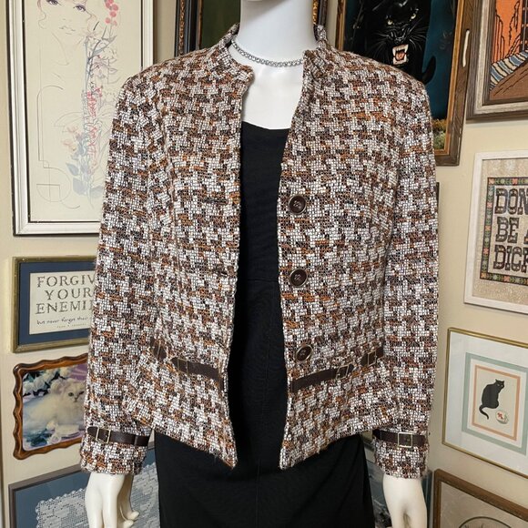 Escada for Neiman Marcus Brown and White Houndstooth Boucle Cropped Jacket Sz 40 - Picture 6 of 9